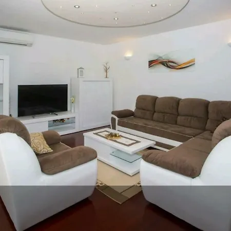 Vila Rusula
